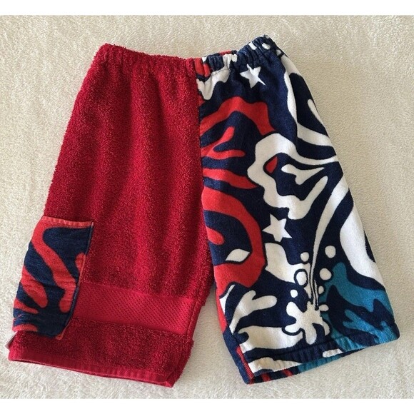 Kiki’s Nation Towel Board Shorts Size S/M Red Blue Beach Pool Vacation - Picture 1 of 6